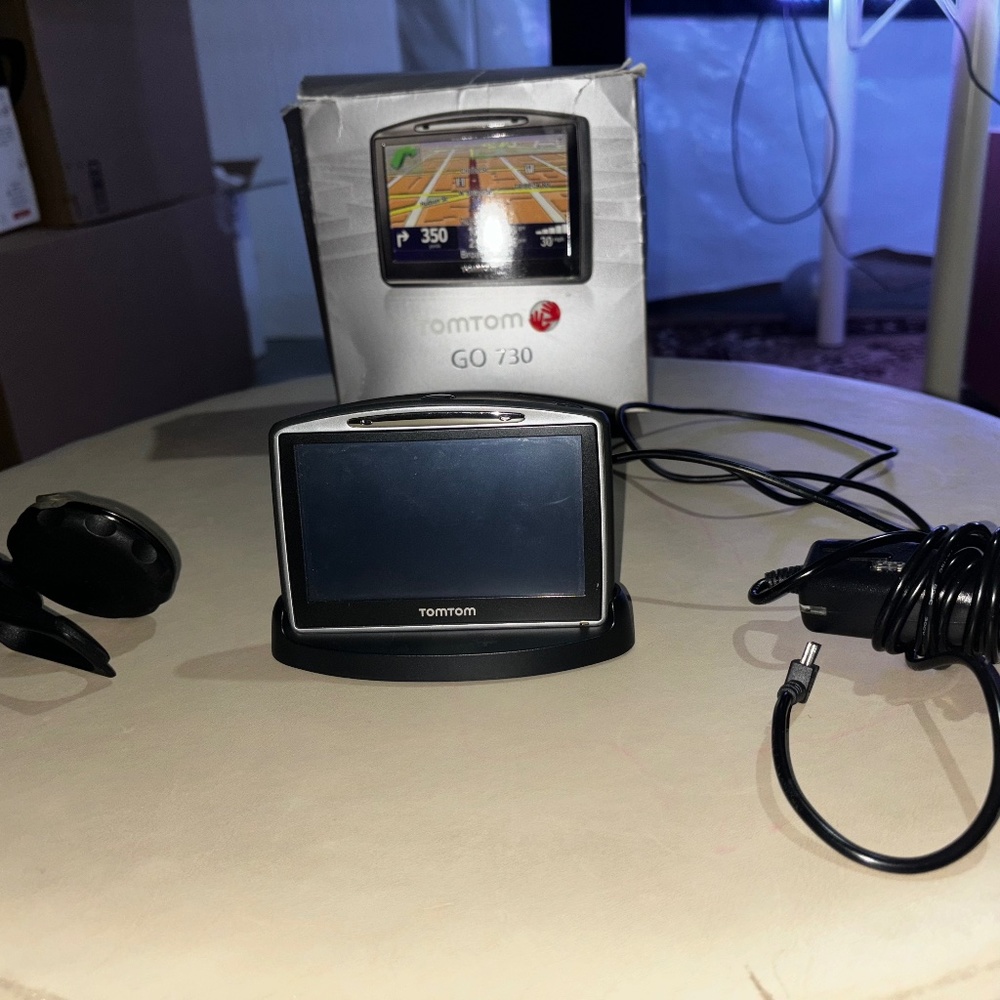 TomTom GO 730